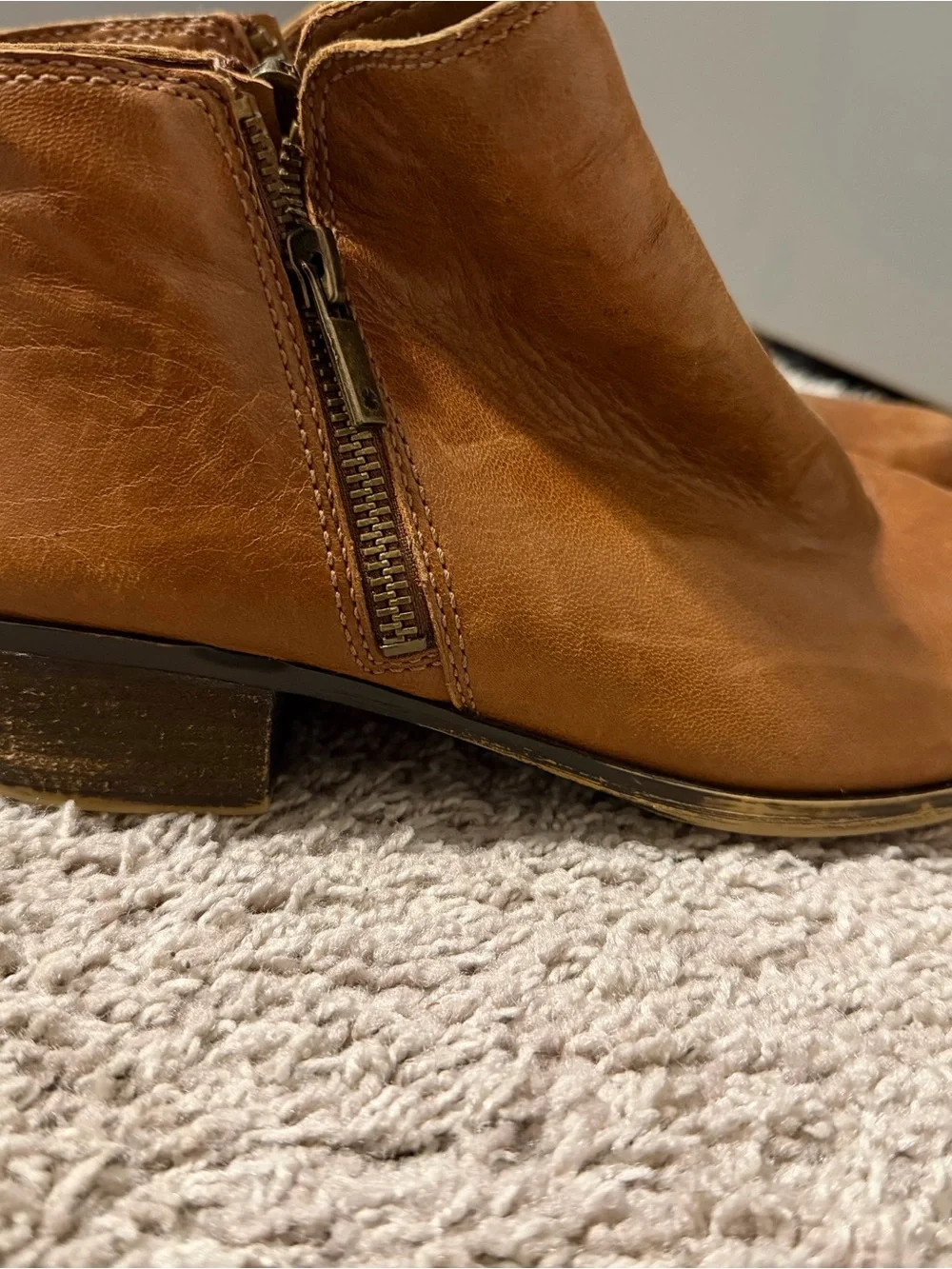 Women’s Lucky Brand Tan Leather Ankle Boots with Side Zip
